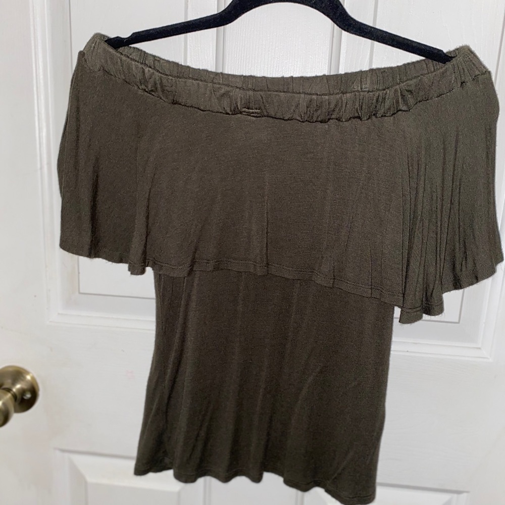 Olive , Off the Shoulder Tee